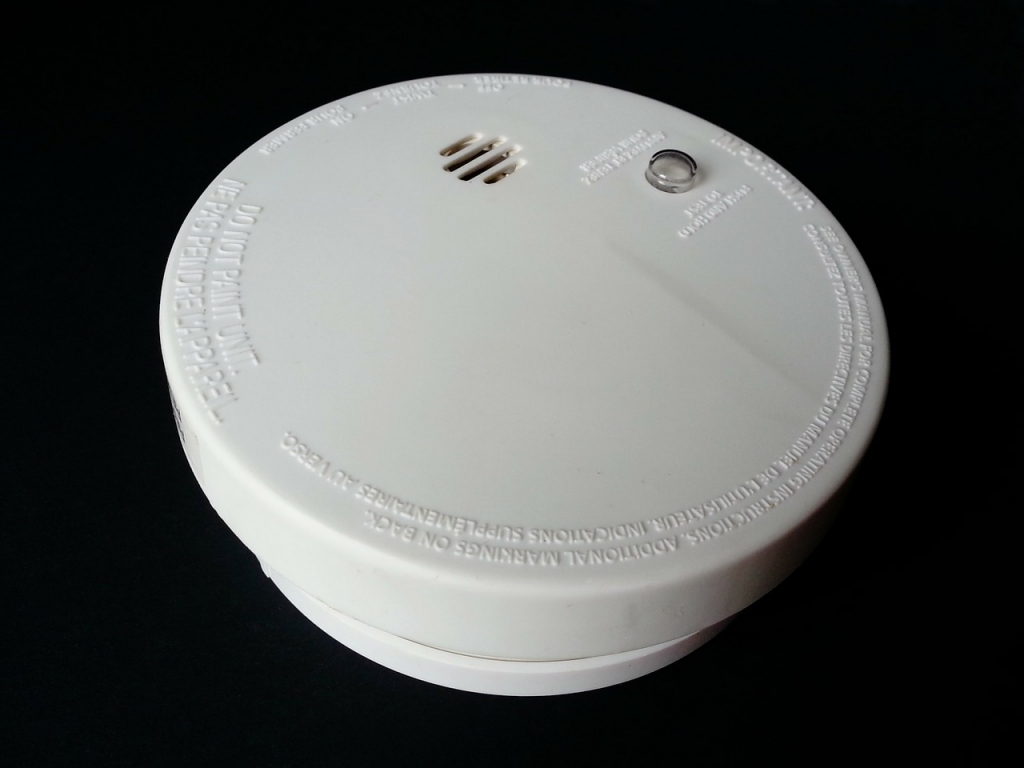 smoke detector fire alarm safety